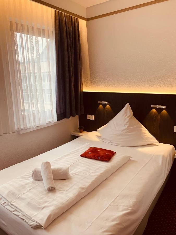Hotel Kunibert Der Fiese Kolonia Zewnętrze zdjęcie