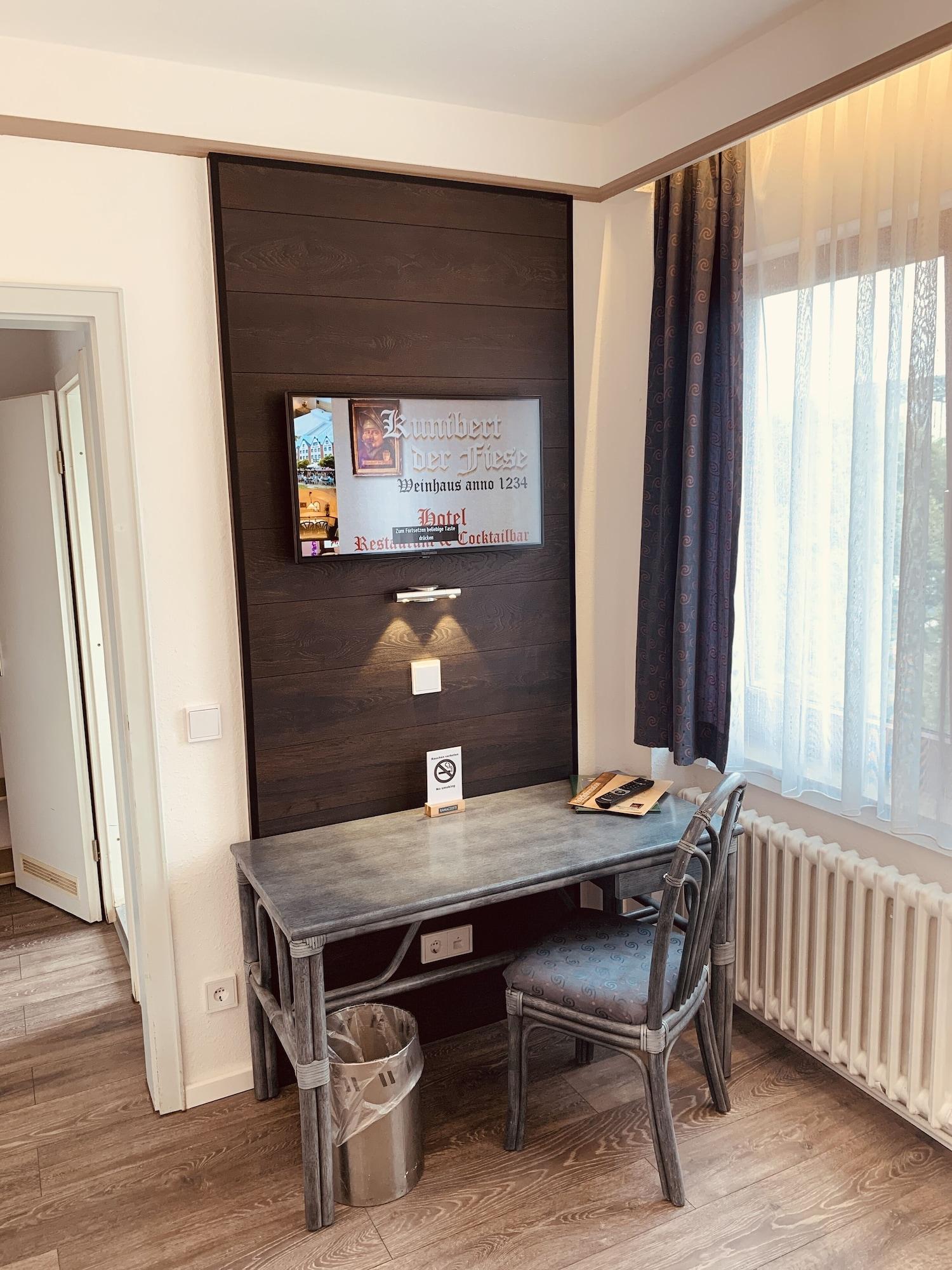 Hotel Kunibert Der Fiese Kolonia Zewnętrze zdjęcie