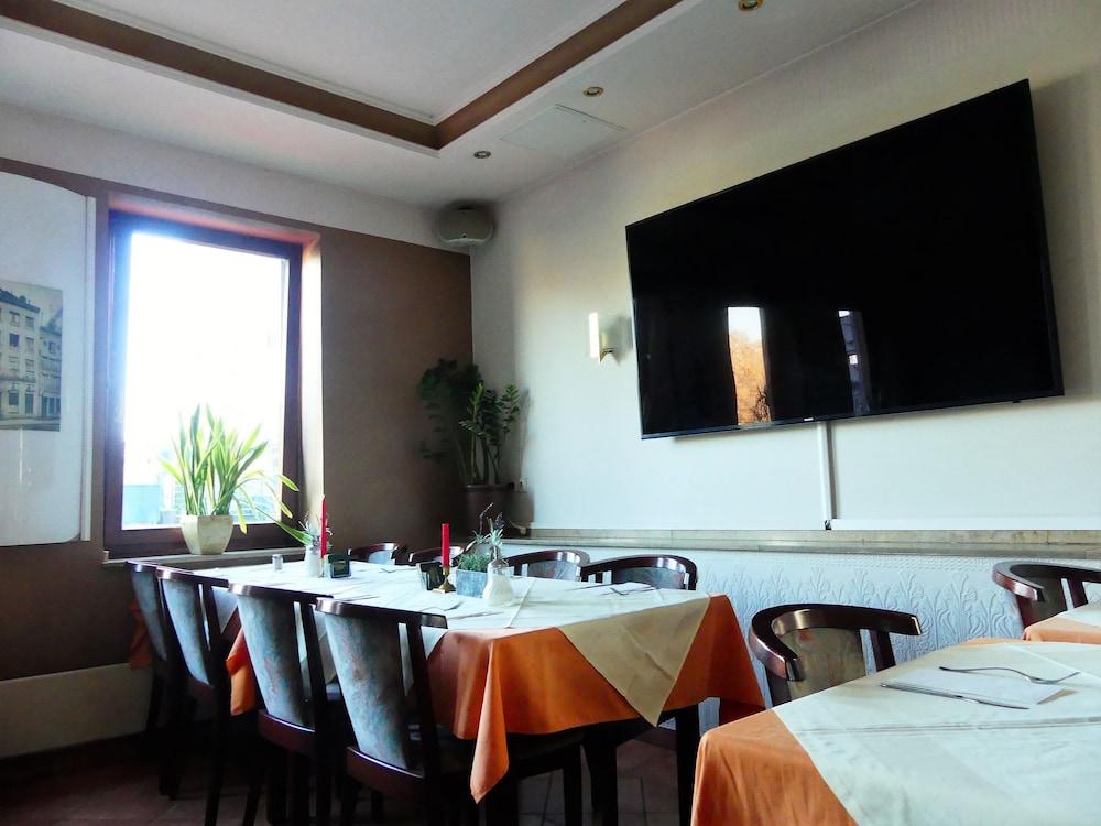 Hotel Kunibert Der Fiese Kolonia Zewnętrze zdjęcie