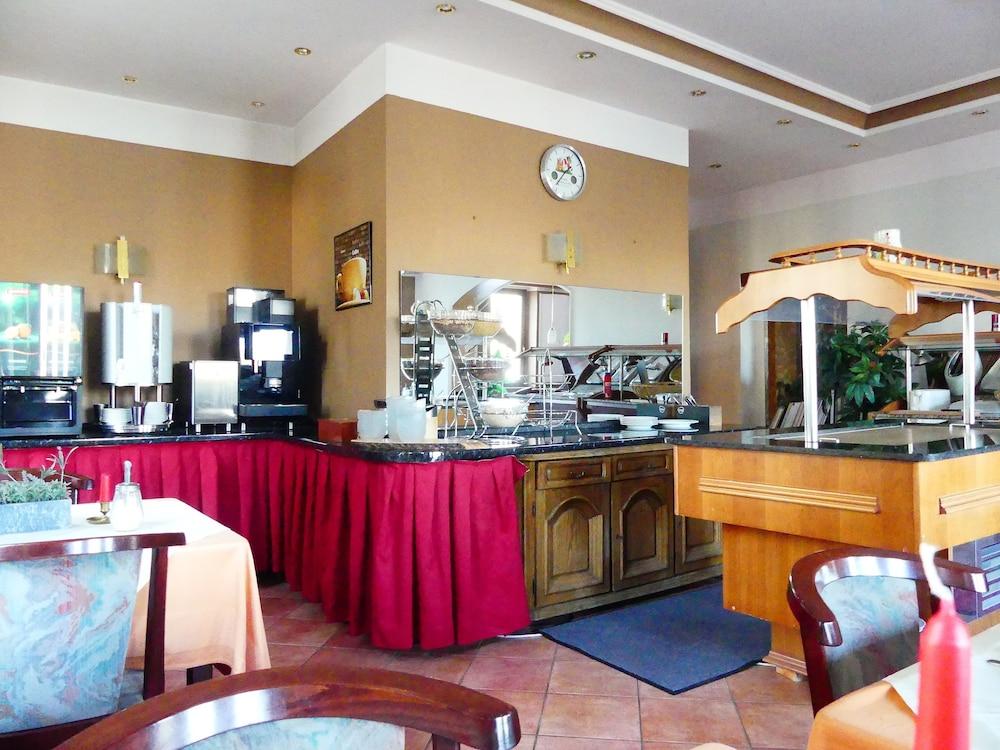 Hotel Kunibert Der Fiese Kolonia Zewnętrze zdjęcie