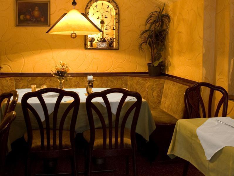 Hotel Kunibert Der Fiese Kolonia Zewnętrze zdjęcie